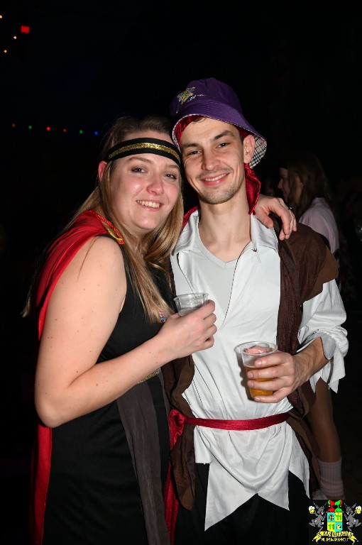 ../Images/Opwarmbal 2026 235.jpg